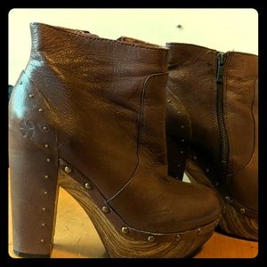Women's Lucky Brand Booties